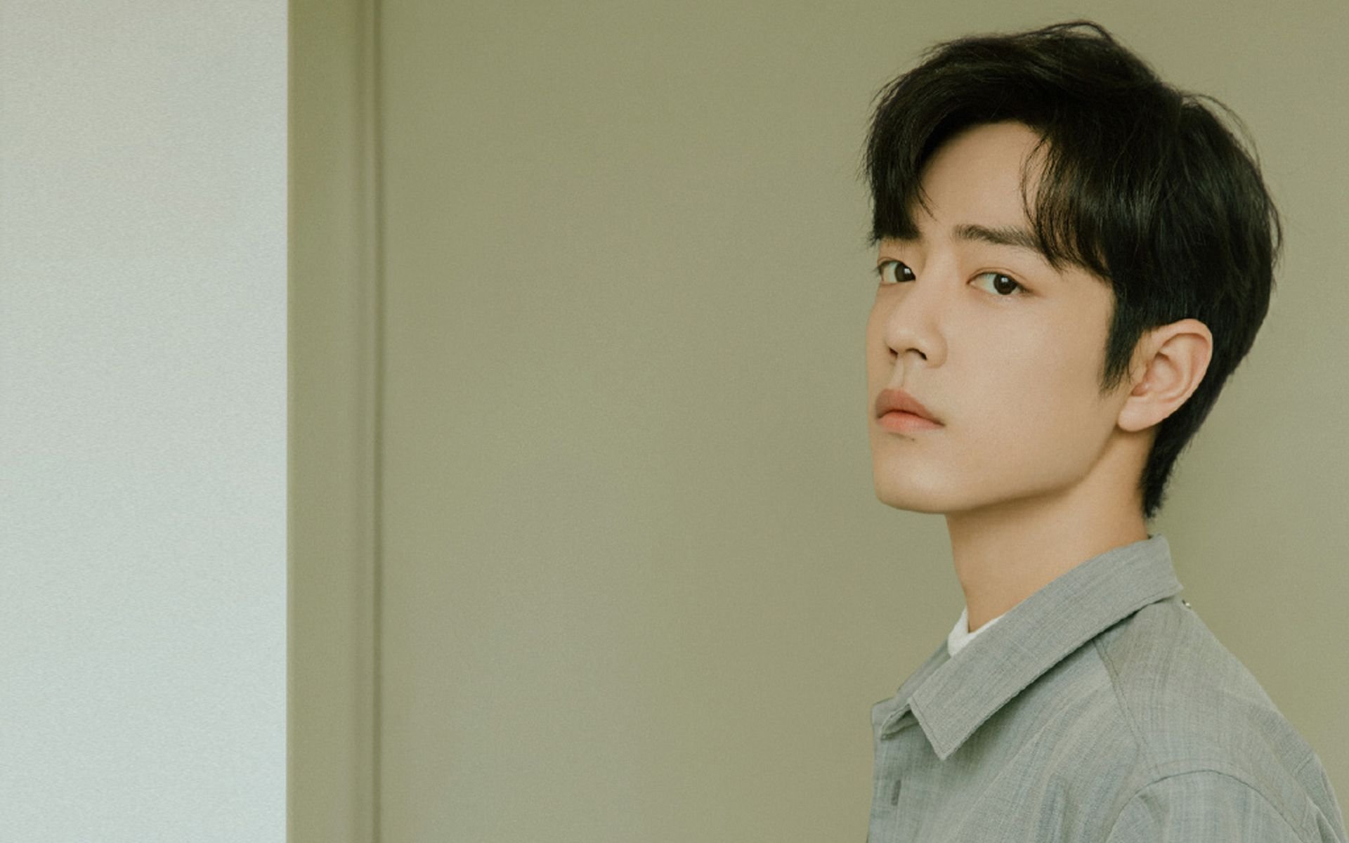 “英超焦点战：两豪门激烈对攻，场面精彩纷呈”，英超两大豪门