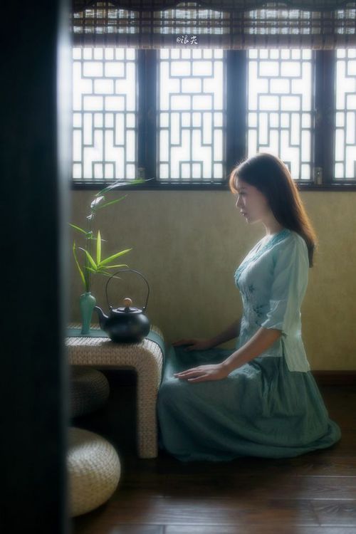 新兴足球场馆建设热潮推动城市面貌升级,新增足球场